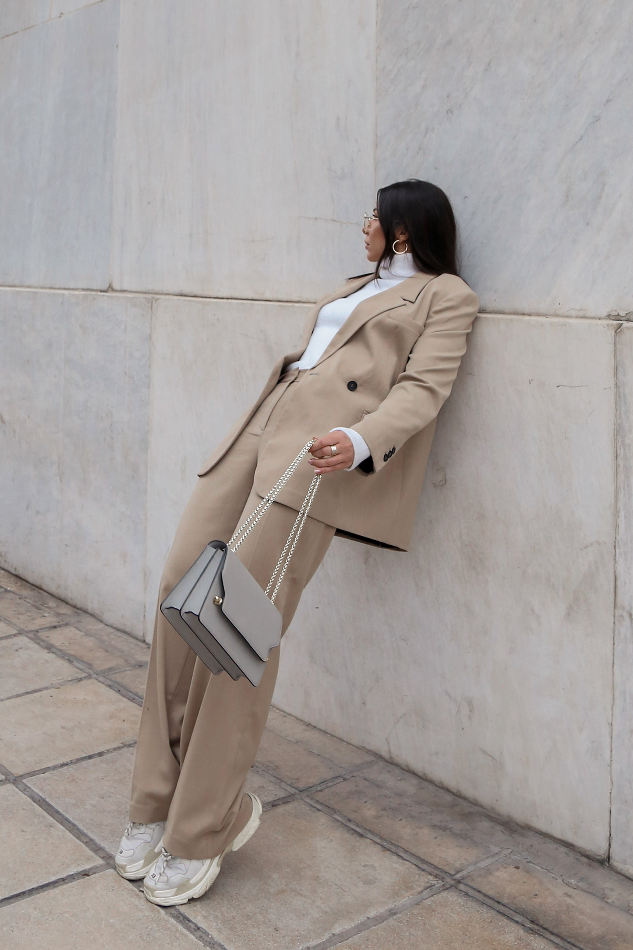 bags to wear with suits for ladies