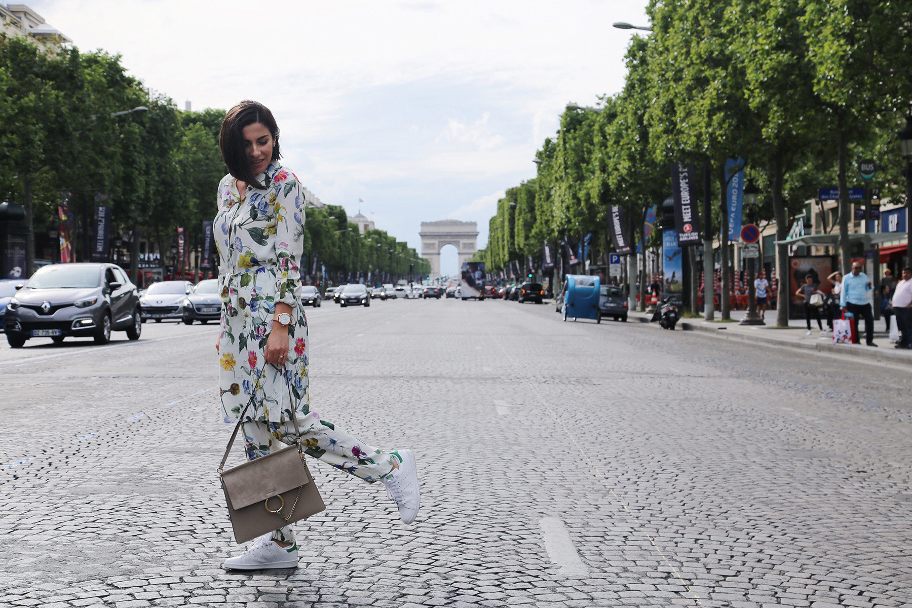 Parisian Chic - Street Style Summer 2016 | Stella Asteria