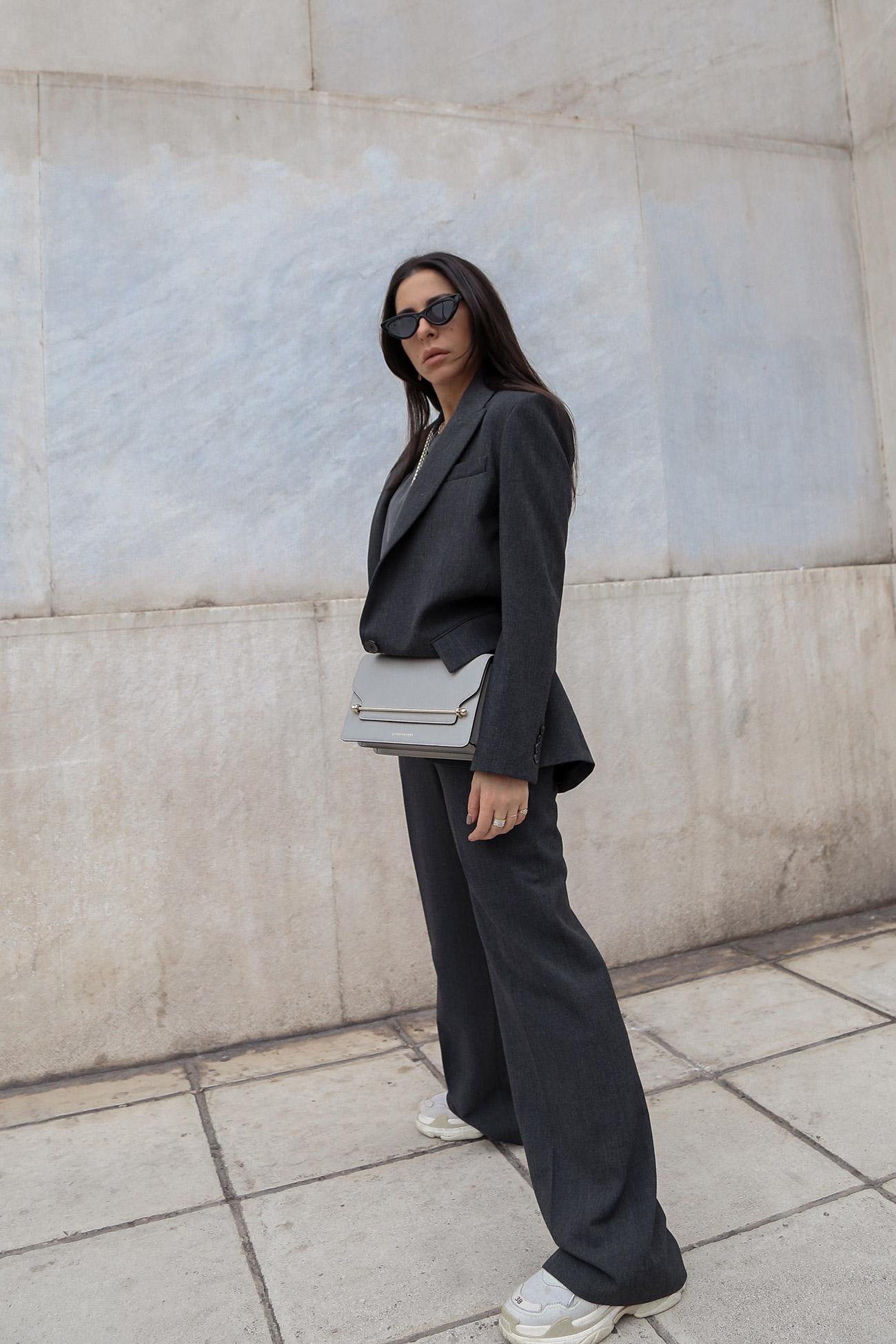 How To Wear A Women's Suit Casually & 10 Outfit Ideas - Stella ASteria